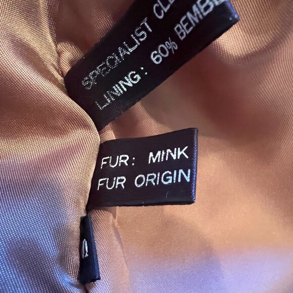 Beautiful Mink Jacket with Fox Tuxedo Fur Trim and side pockets - Picture 4 of 6